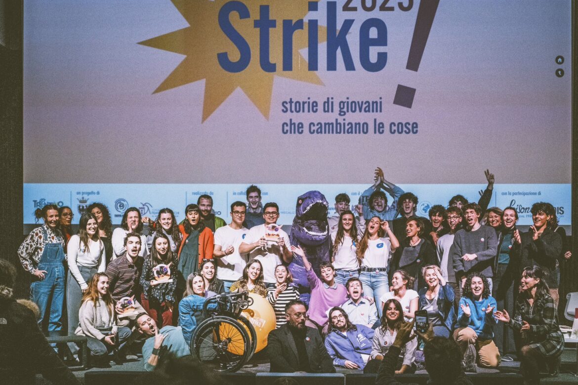 Gruppo finalisti e staff Strike 2023