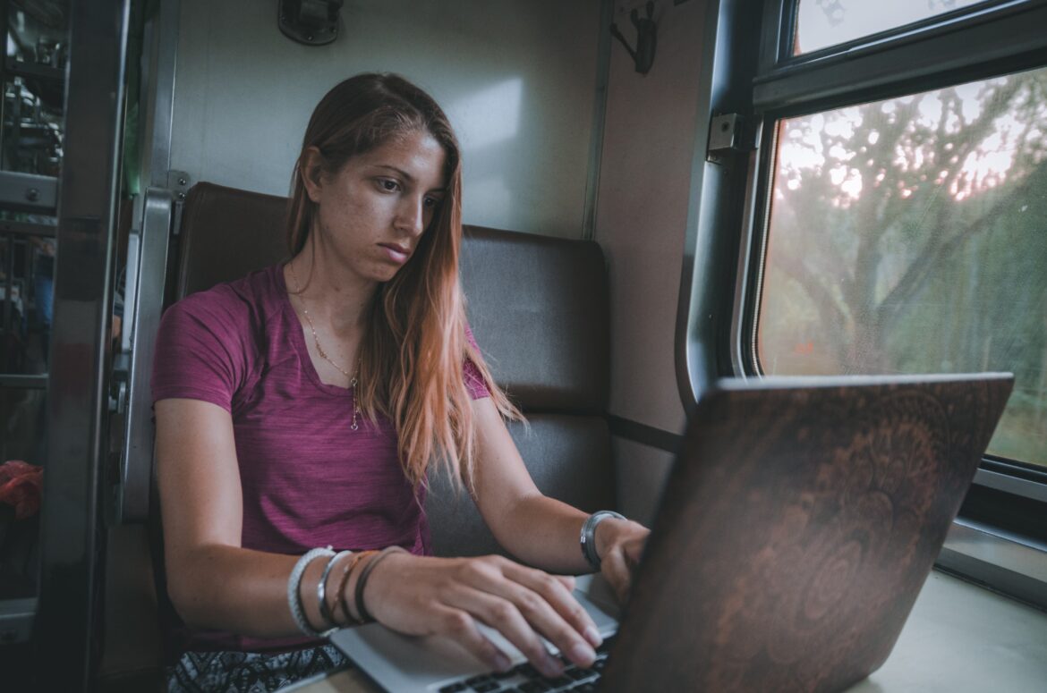 "Destinazione viaggio. Per cambiare vita e trovare se stessi": Ilaria Cazziol ci racconta la sua scelta di solo andata verso il benessere 9 Thai 40
