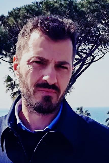"In un mare senza blu": il nuovo libro di Francesco Paolo Oreste 3 WhatsApp Image 2024 02 06 at 20.07.59
