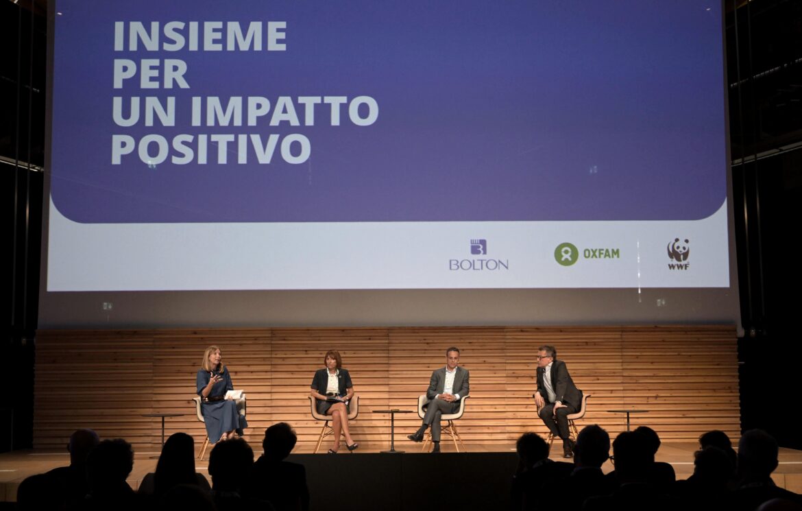 Bolton, WWF e Oxfam: alleanza per salvaguardare gli oceani 2 Bolton