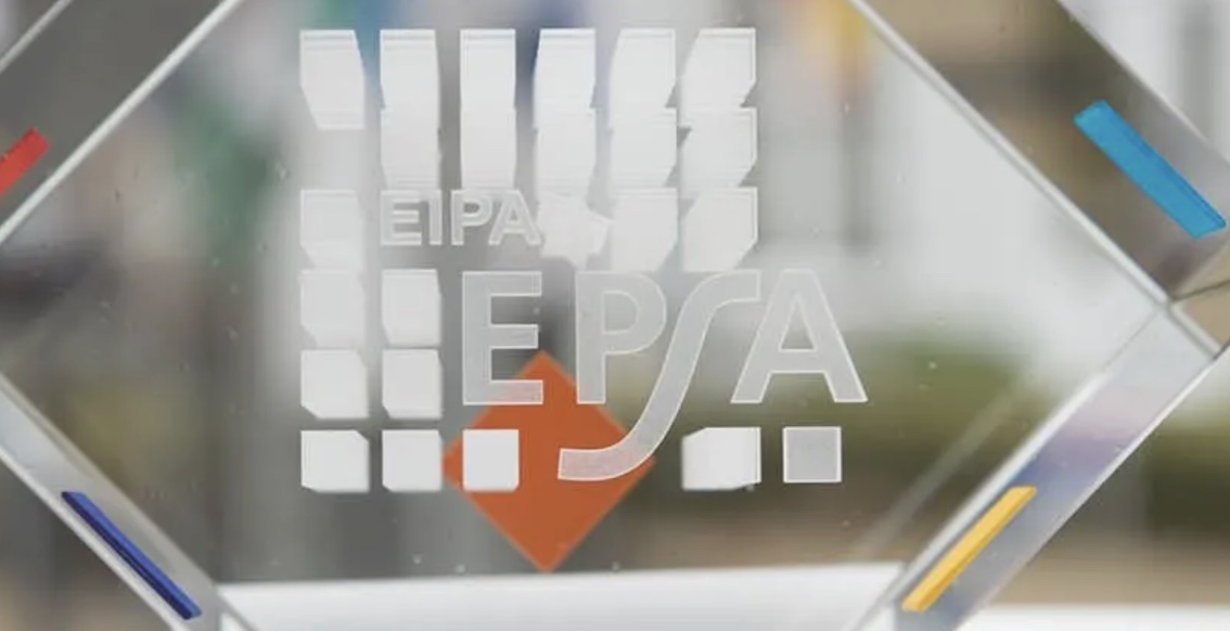 L’EUROPA PREMIA IDROGEO: LA PIATTAFORMA ISPRA CHE SI EVOLVE E DIALOGA CON I CITTADINI 2 Premio epsa